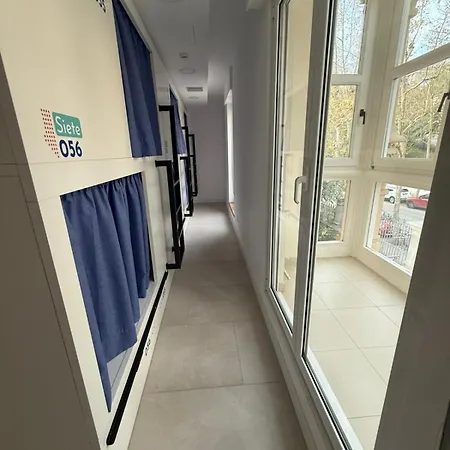 Miguela ホステル *